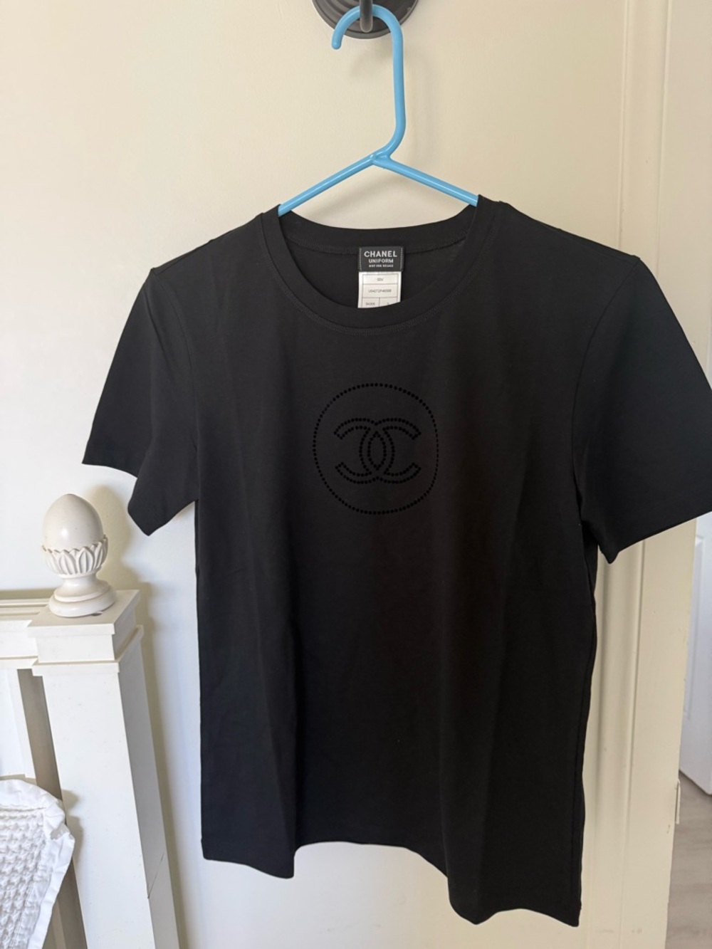 CHANEL uniform cotton Black Logo Crewneck Tee Sz S NWOT